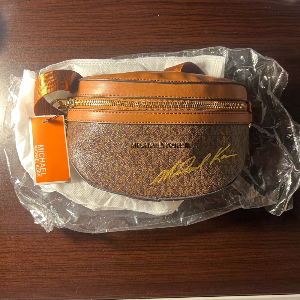 MK Logo Bag